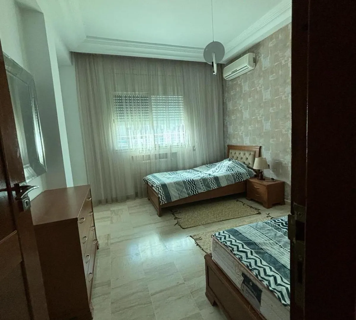 Magnifique Appartement Avec Terrasse Tunisie Mall Apartamento Tunes