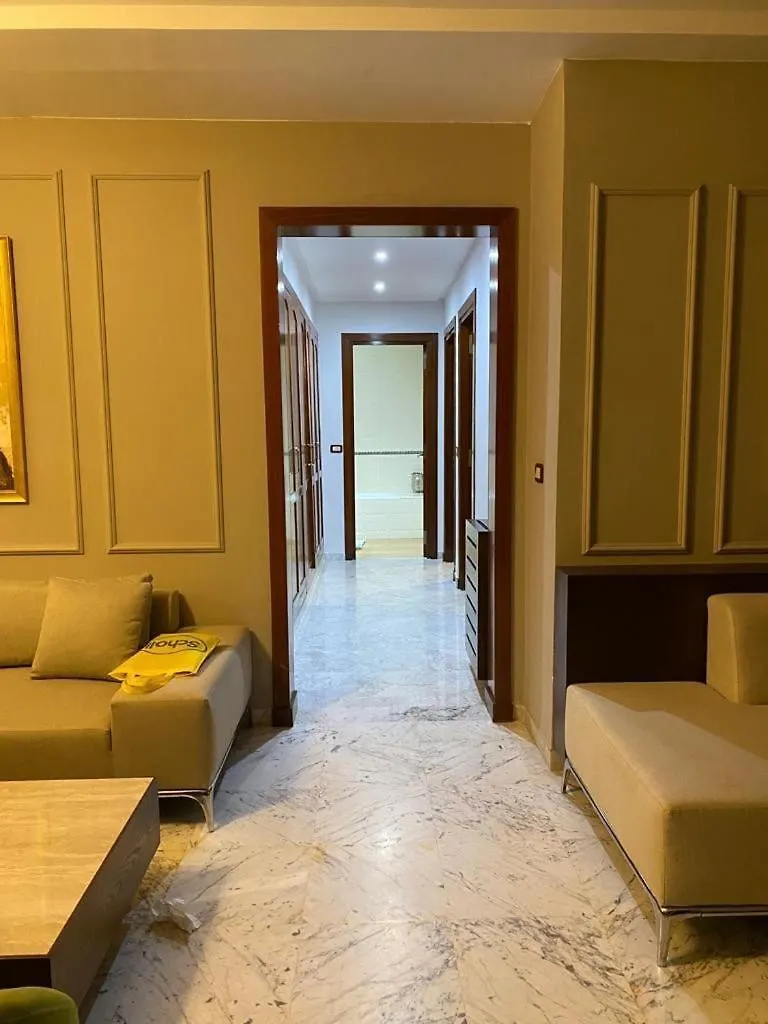 Magnifique Appartement Avec Terrasse Tunisie Mall 0*, Tunes Tunísia